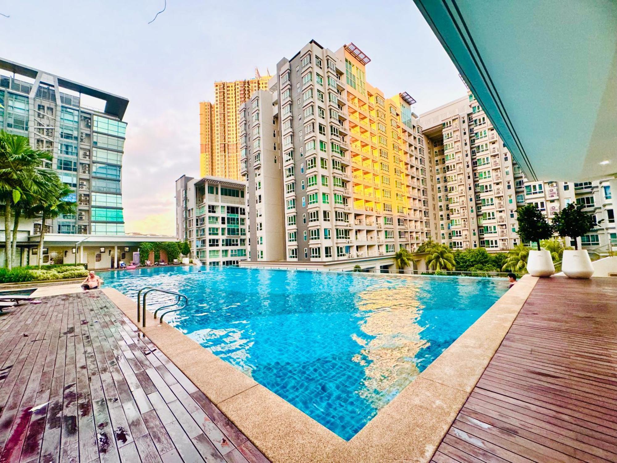 Velocity Residence At Sunway Mall Kuala Lumpur Exterior photo